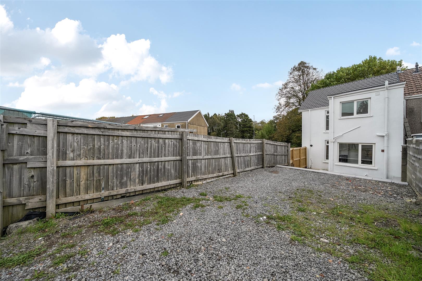 Clydach Road, Morriston, Swansea, SA6 6QB